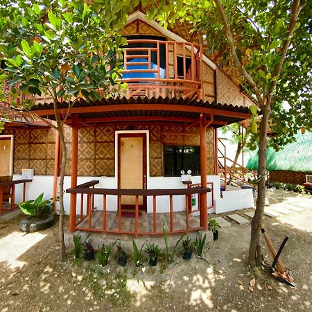 Moalboal Panagsama Beach Topbudz Hostel Exterior foto